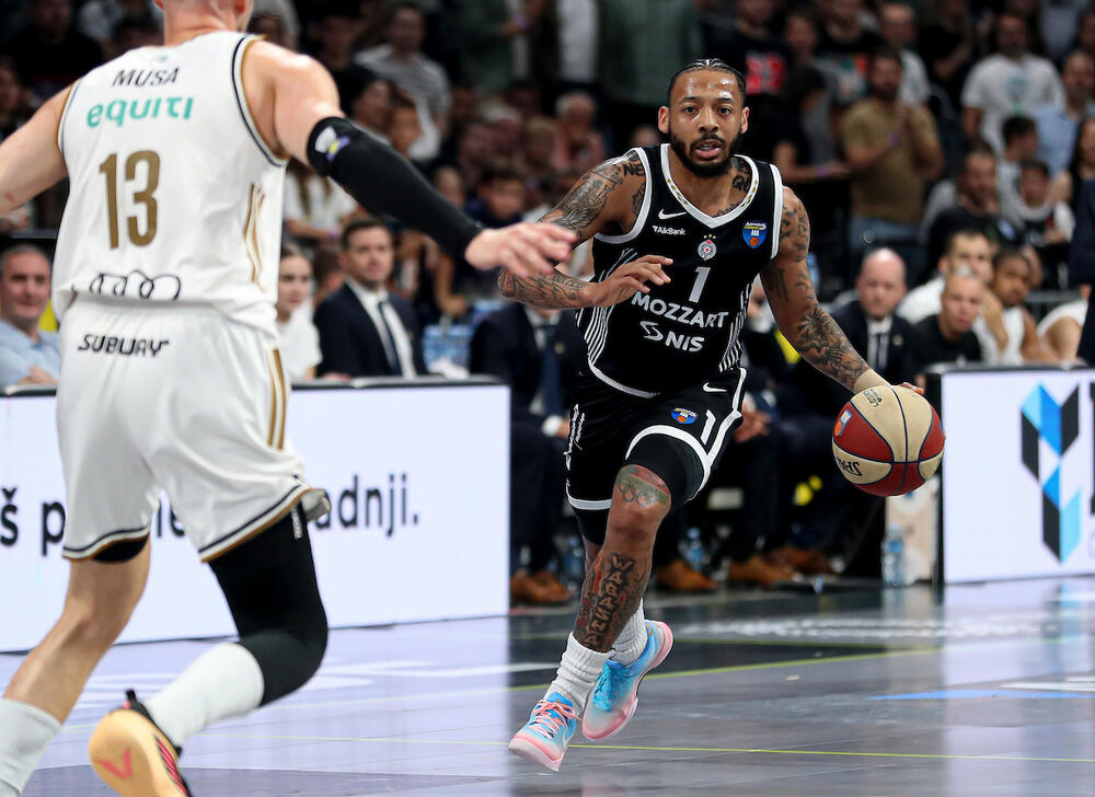 DUBAI JE ŠAMPION ABA LIGE! Partizan predao tron u crno-beloj Beogradskoj areni (Foto)
