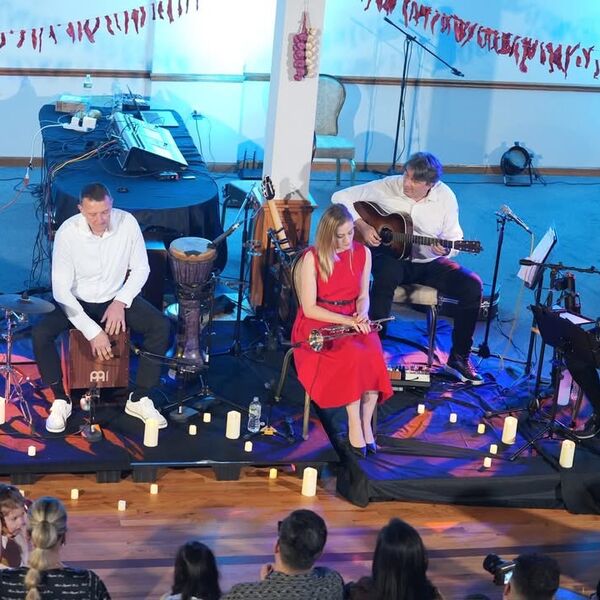 Orkestar Danijela predstavio Srbiju u Beču, dok Danijela Veselinović osvaja svetsku scenu