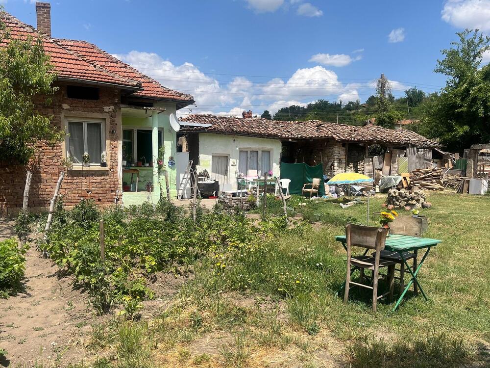 TROGODIŠNJAK UBIJEN U PUNOJ KUĆI Užas kakav se ne pamti Dok je UMIRAO ukućani radili nešto što je ZALEDILO POLICIJU