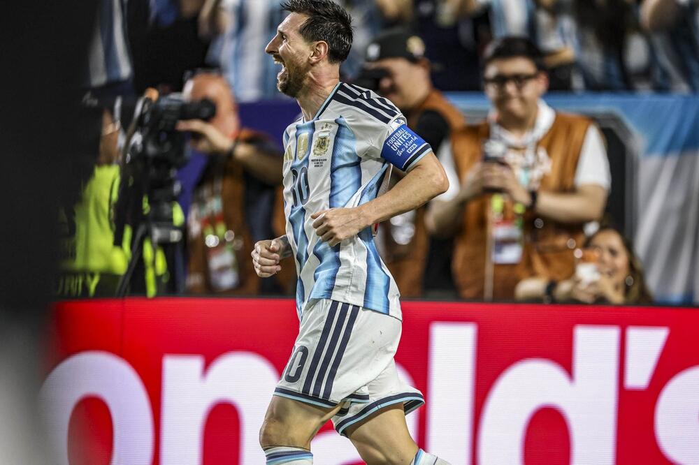 Ronaldo otvoreno: Mesi je najboljih svih vremena!
