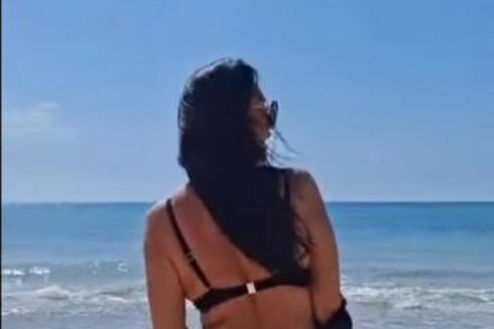 FOLKERKA SE RASPIŠTOLJILA NA PLAŽI, PA KRENULA DA IZAZIVA MUŠKI POL! Zbog Nelinog snimka GORI SVE - SKLONITE ŽENE