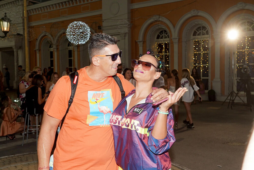 DA SE ČOVEK PREKRSTI LEVOM I DESNOM: Kristijan otkrio koliko Kristina zaradi za 4 sata! "BRINEM ZA DECU ZNAM DA..."