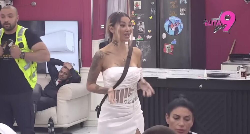 ŠOK PRIZOR NA PINKU! Mlada u VENČANICI uletela u emisiju, voditeljka ZANEMELA od šoka