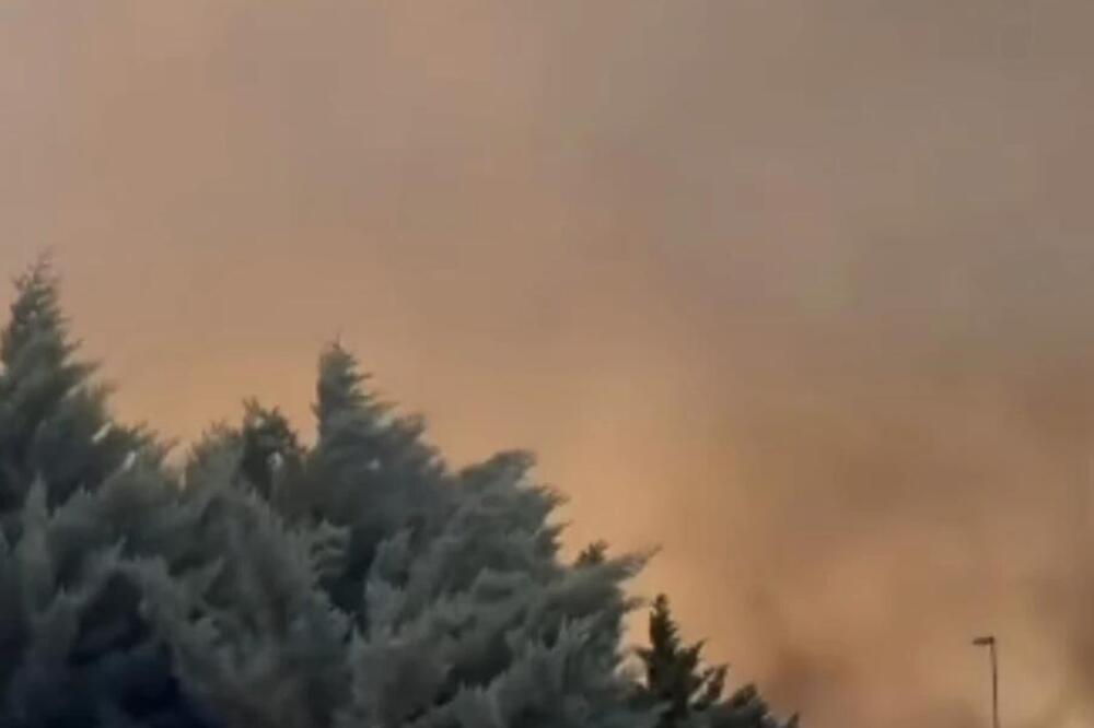 Stravičan požar buknuo na deponiji, otrovan dim guta grad! Izdata stroga pravila za sve ljude u Mostaru (VIDEO)
