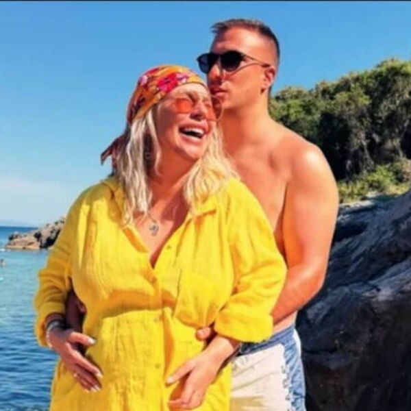 KO JE MUŽ DEE ĐURĐEVIĆ? Nakon 15 godina ljubav opet planula pa je krunisali brakom, bilo im je suđeno