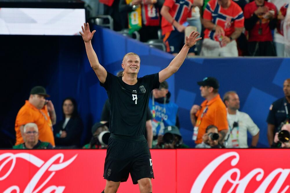 Haland odveo Norvešku u nok-aut fazu: Senegal ponovo primio tri gola!