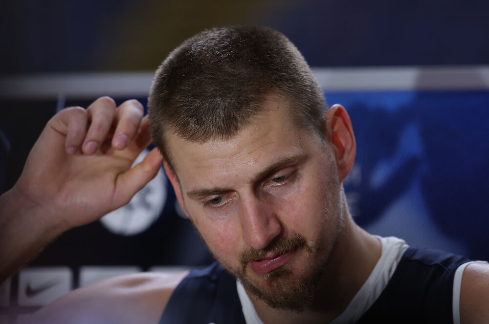 Nikola Jokić u razgovoru sa srpskim medijima na otvorenom treningu reprezentacije Srbije