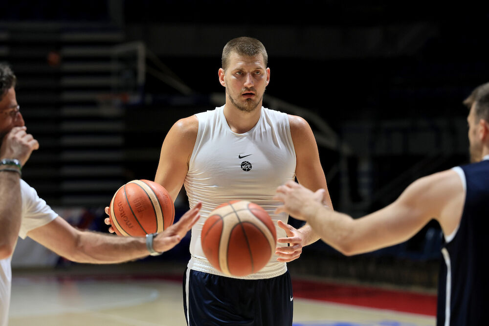 Nikola Jokić na otvorenom treningu reprezentacije Srbije