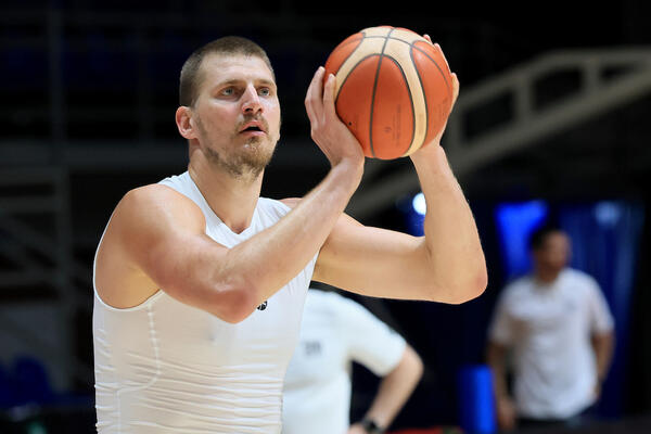 Nikola Jokić otkrio kakav odnos ima sa selektorom - "... Možda mi zato i sad vraća" (Foto)