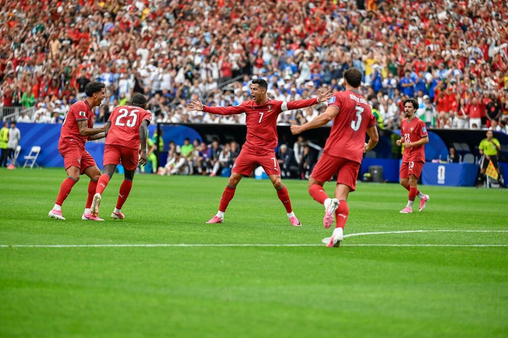 Ronaldo ućutkao kritičare: Portugal pregazio Uzbekistan!