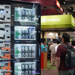 Kina ponovo na vrhu svetske liste superračunara sa LineShine-om