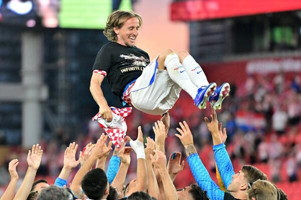 HRVATSKA NEKAKO PREŽIVELA PANAMU! Luka Modrić će 200. utakmicu pamtiti samo po pobedi - igra kritična