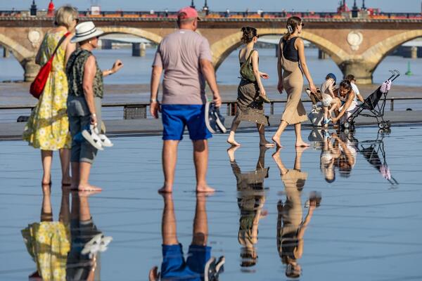 380 MILIONA LJUDI DANAS U PAKLU! Temperature širom sveta DIVLJAJU KAO NENORMALNE, ovde je UBEDLJIVO NAJKRITIČNIJE!