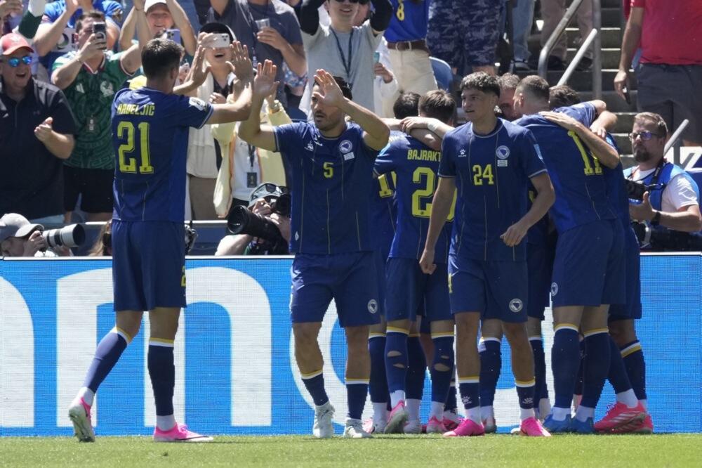 Svetsko prvenstvo (24. jun): Bosna i Hercegovina savladala Katar za nadomak šesnaestine finala - Švajcarska prva!