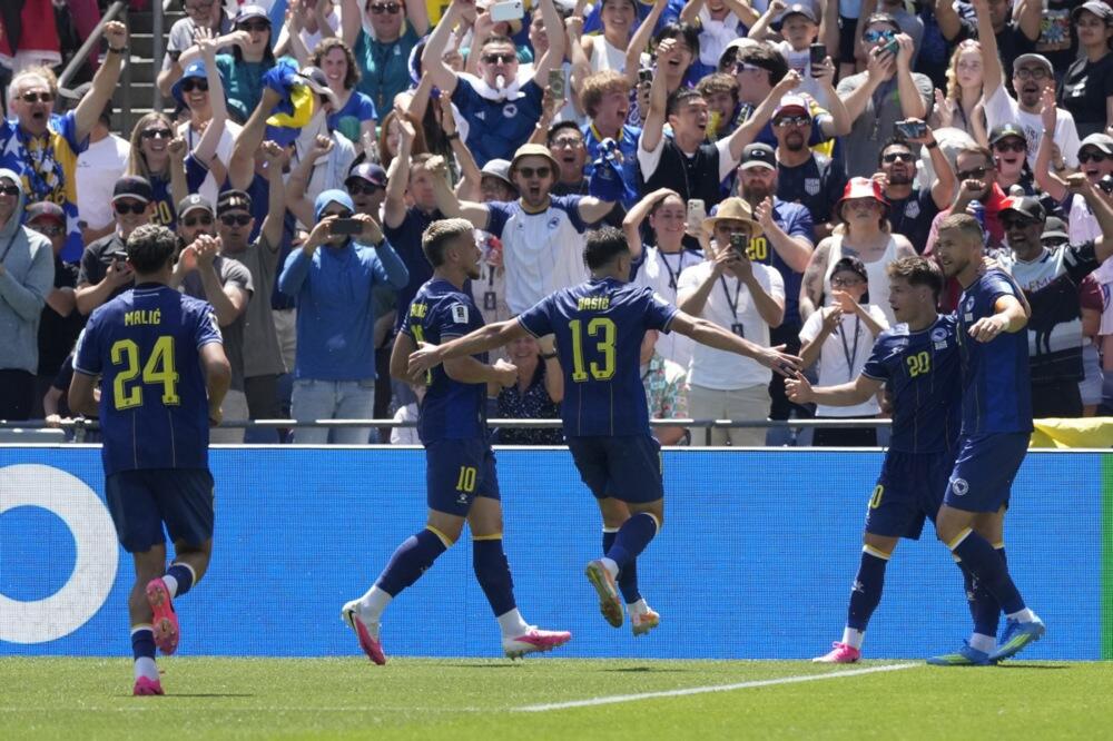 Svetsko prvenstvo (25. jun): Bosna i Hercegovine u nokaut fazi, istorija Južne Afrike i perfektni Meksiko (Foto)