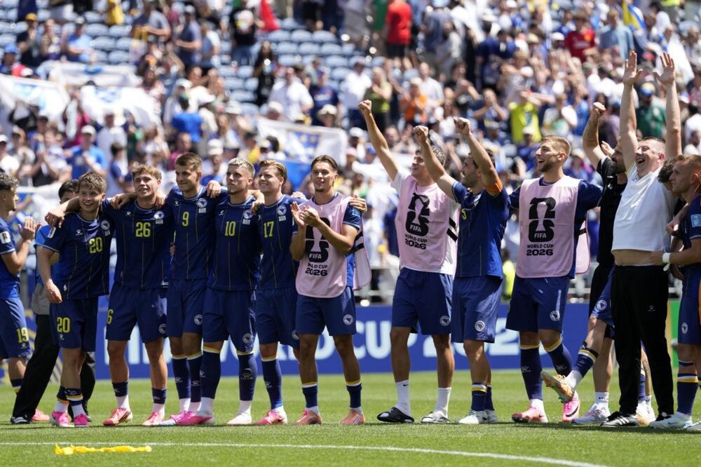 Zakazane četiri utakmice šesnaestine finala Mundijala: Bosna na jednog od domaćina, derbi u Montereju (Foto)