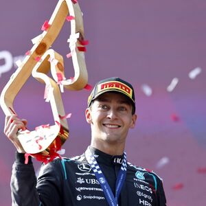 Veliki povratak Džordža Rasela u Austriji! (Video/Foto)
