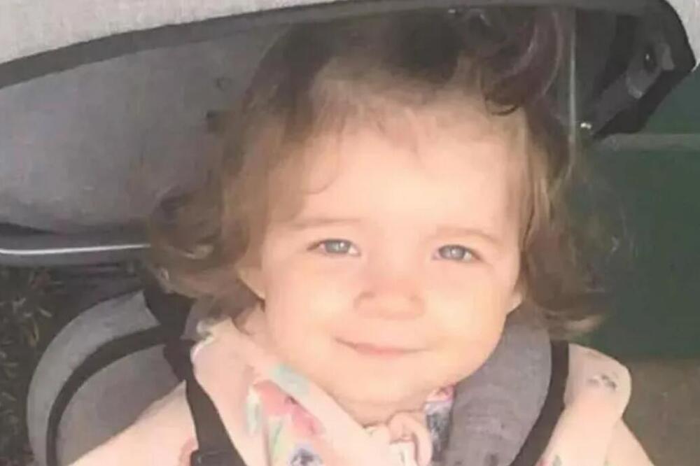 DOK JOJ JE ĆERKA (2) UMIRALA PRED OČIMA, ALEKSANDRA JE... Otkriven pakao kroz koji je dete prošlo pre smrti, HOROR!
