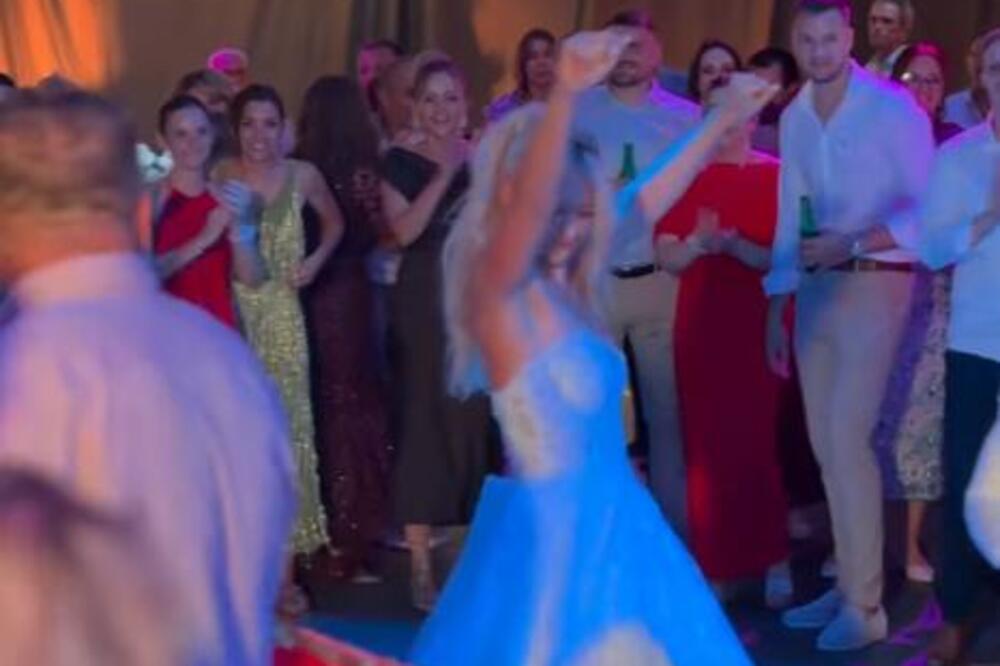 VENČANICA PALA NA POD, A NA ZADNJICI... Šok potez mlade na svadbi u Hrvatskoj, CEO REGION GLEDA I NE TREPĆE (VIDEO)