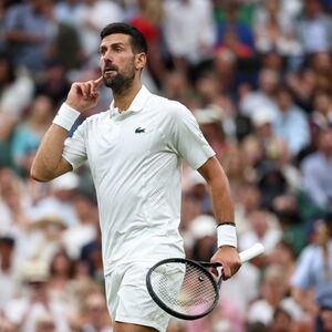 Đoković ponovo bez milosti prema Cicipasu: Novak ometlao Grka i plasirao se u 3. kolo!