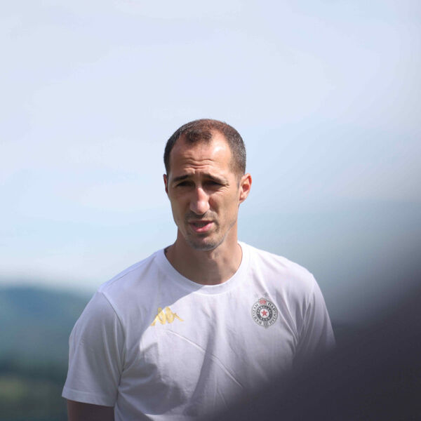 PARTIZAN DOGOVORIO NAPADAČA! Sportski direktor potvrdio novo pojačanje crno-belih (Foto)