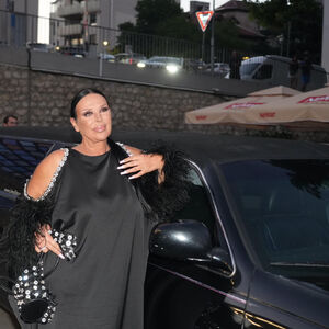 "SVET JE OKRUTAN I PUN MRŽNJE" Marta Savić na meti jezivih komentara zbog izgleda! "Ni sebi ne izgledam kao sa 30"
