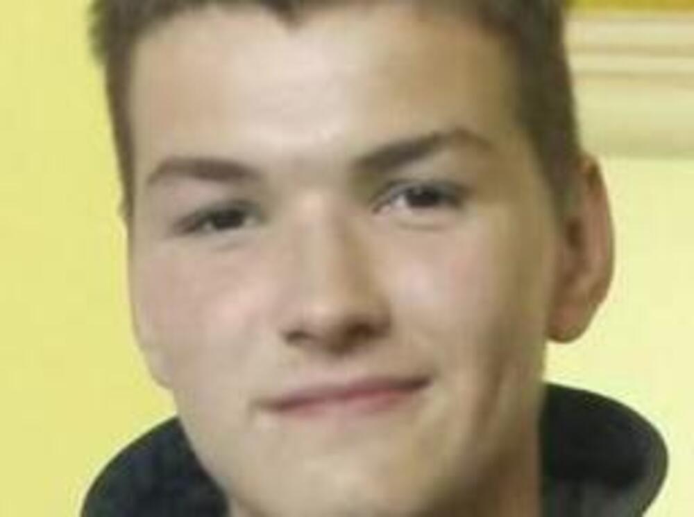 TRAŽI SE ANTONIJE JEVTIĆ (21)! Nestao je pre 4 dana u Kragujevcu: "Čestitali mu rođendan, od tada mu se gubi trag"