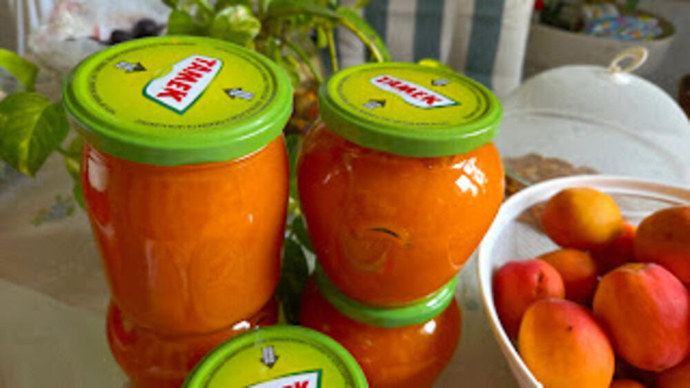 Brzi džem od kajsija za samo 20 minuta bez dugog kuvanja: Baka otkrila majstorski recept, zaboravite na one kupovne