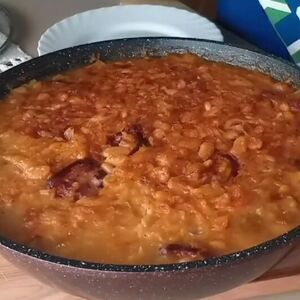 Recept za najfiniji pasulj iz rerne sa kiselim kupusom: Specijalitet koji će vam razbiti monotoniju