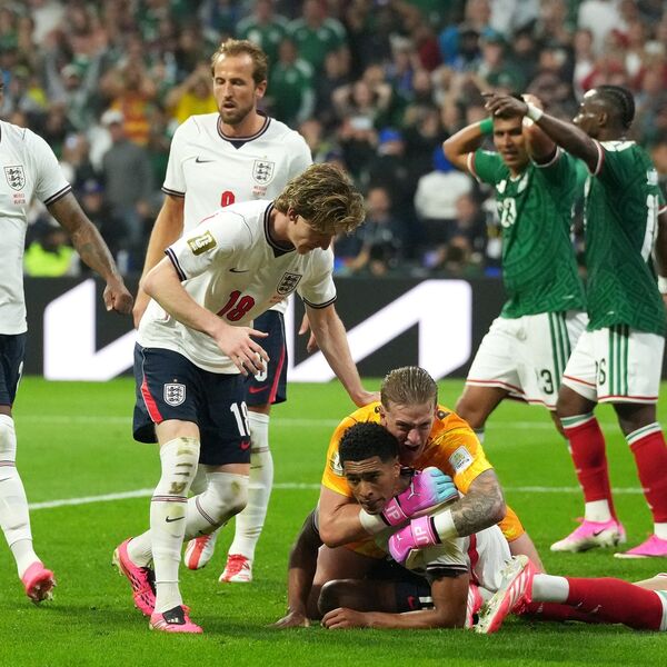 Svetsko prvenstvo (5. jul): Engleska preživela igrača manje, Asteku i Meksiko, Belingem i Kejn heroji!