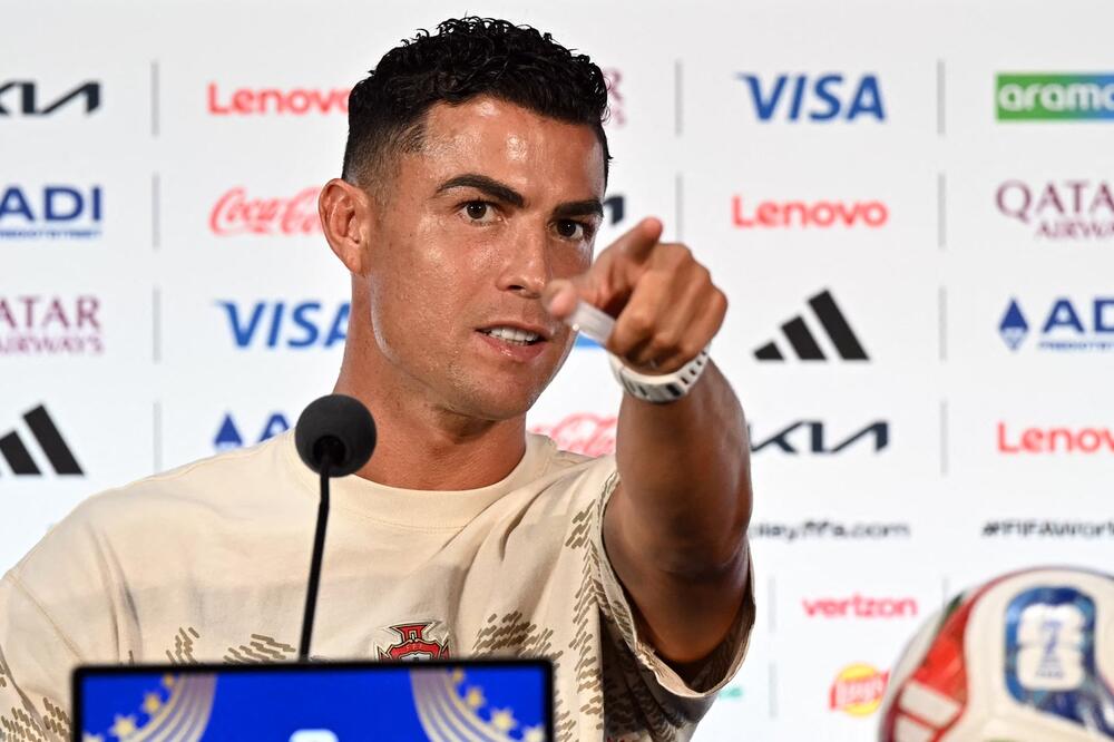 Ronaldo: Znam da me pojedini ne vole! Da, ti, tamo u prvom redu&hellip; Završiću kada ja hoću, a ne kada vi to želite!