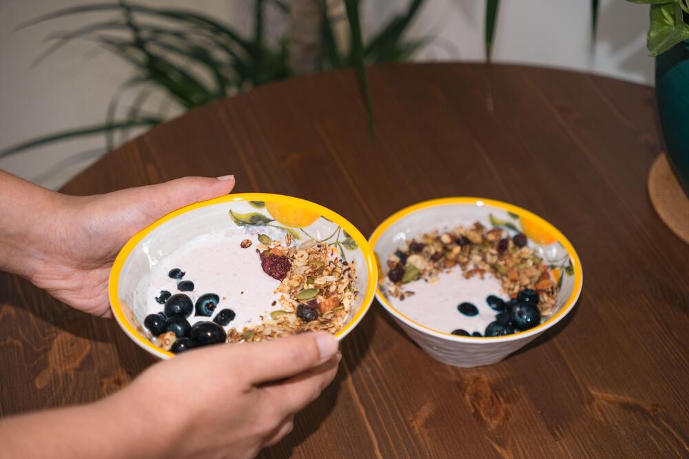 4 brza doručka koji sadrže čak 30 grama proteina i idealni su za leto! Lagani, brzo se dobija mišićna masa, bombe!