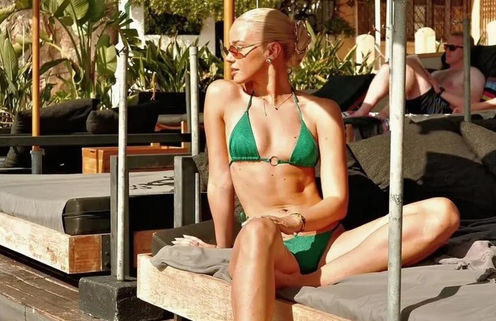 SADA VIDIMO ZAŠTO SU SVI TRČALI U ŽALGIRIS: Fatalna plavuša i devojka košarkaša Monaka pokazala izvajano telo