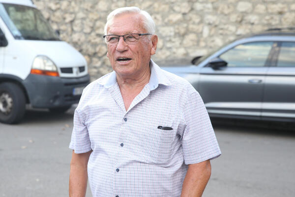 MILANČE RADOSAVLJEVIĆ JEDNIM PITANJEM NAPRAVIO PRAVI HAOS: Zbog ovog čoveka gore društvene mreže