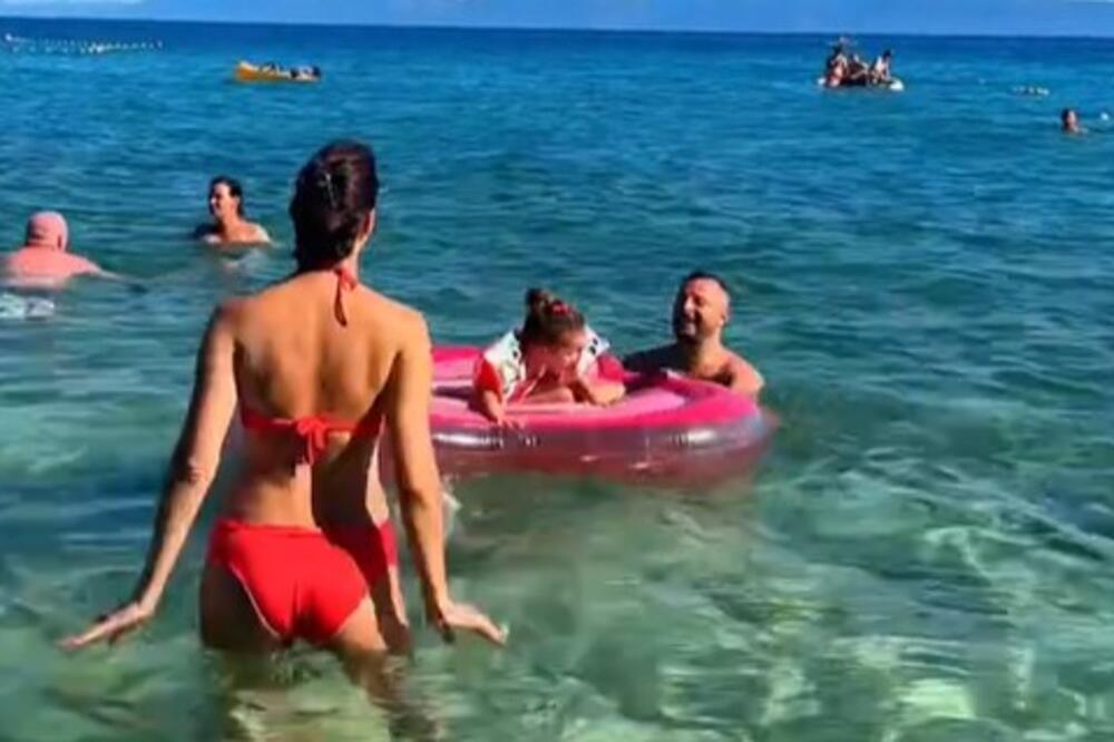 Kako da prepoznate Bosance na plaži! Bila je dovoljna samo 1 rečenica, ovo samo oni mogu (VIDEO)