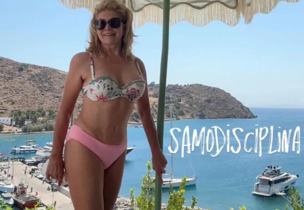 "ALAL VERA": Suza se SKINULA U 7. DECENIJI, a JEDNO ne prestaju da joj GOVORE! Da li ste očekivali OVAKO TELO?