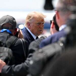 "AKO IH IMAJU, POBRINUĆEMO SE ZA TO": Amerika istražuje iransko oružje na Kubi, hitno se oglasio Tramp!