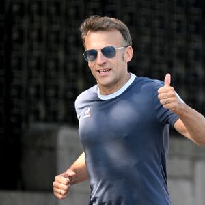 MAKRON BEZ ODELA! Francuski predsednik uhvaćen u NESVAKIDAŠNJEM izdanju u Ankari, svet GLEDA I NE TREPĆE (VIDEO)