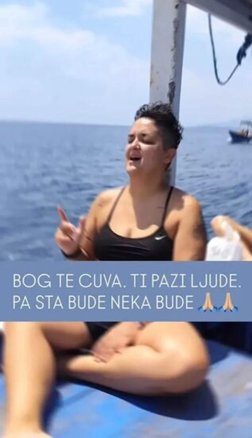 (FOTO) DA LI STE JE OVAKO ZAMIŠLJALI? Marija Šerifović se SKINULA U BIKINI! Slika spalila internet do temelja!