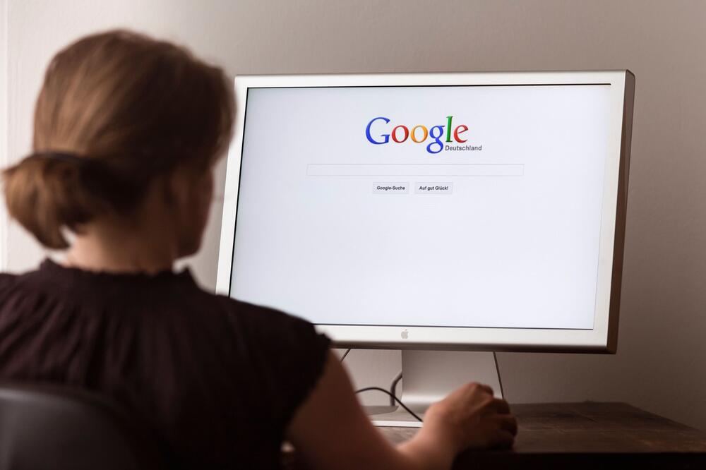 Šta Srbi najviše pretražuju na Google-u ovog leta 2026. godine? Jedna stvar je LOGIČNA, druga je baš IZNENAĐENJE!