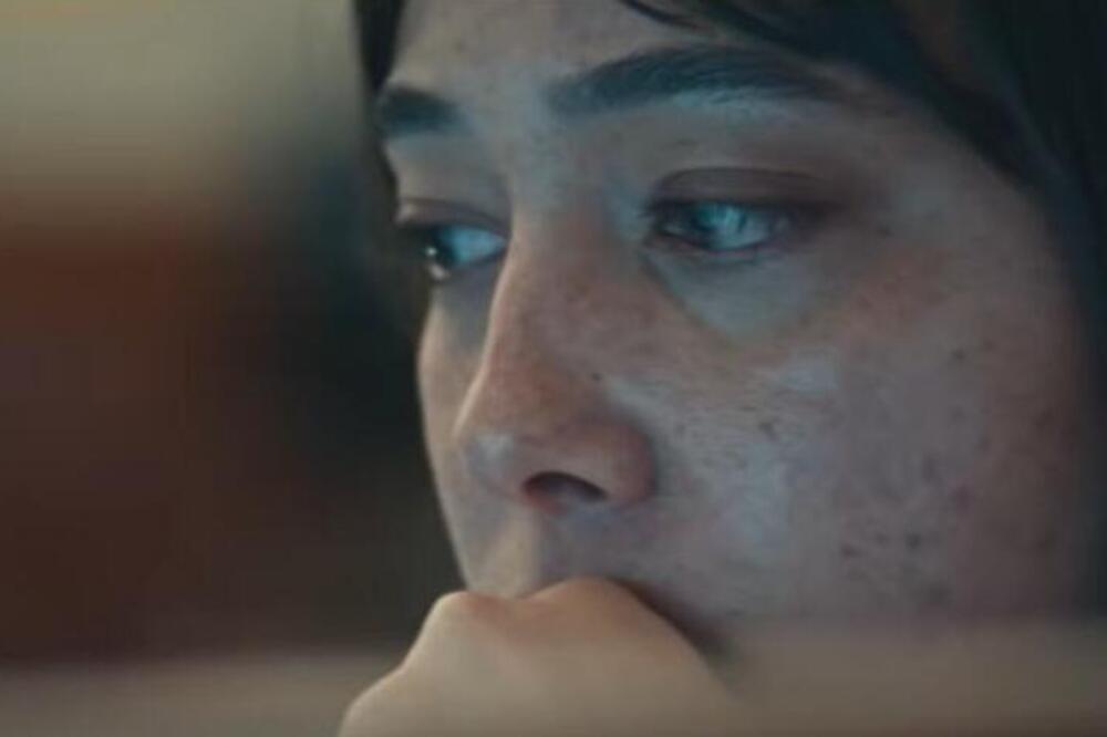 Sofija uradila DNK test i saznala da joj je deda NAJVEĆI MONSTRUM! Potpuno se slomila: "SNIMALA SAM SAMU SEBU..."