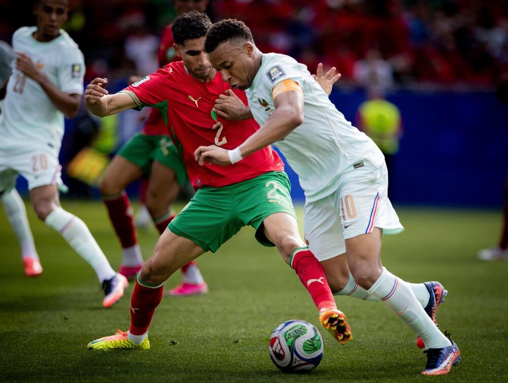 Da li je Mbape postigao gol nakon igranja rukom? Nova kontroverza na Mundijalu, pogledajte ovo! (VIDEO)