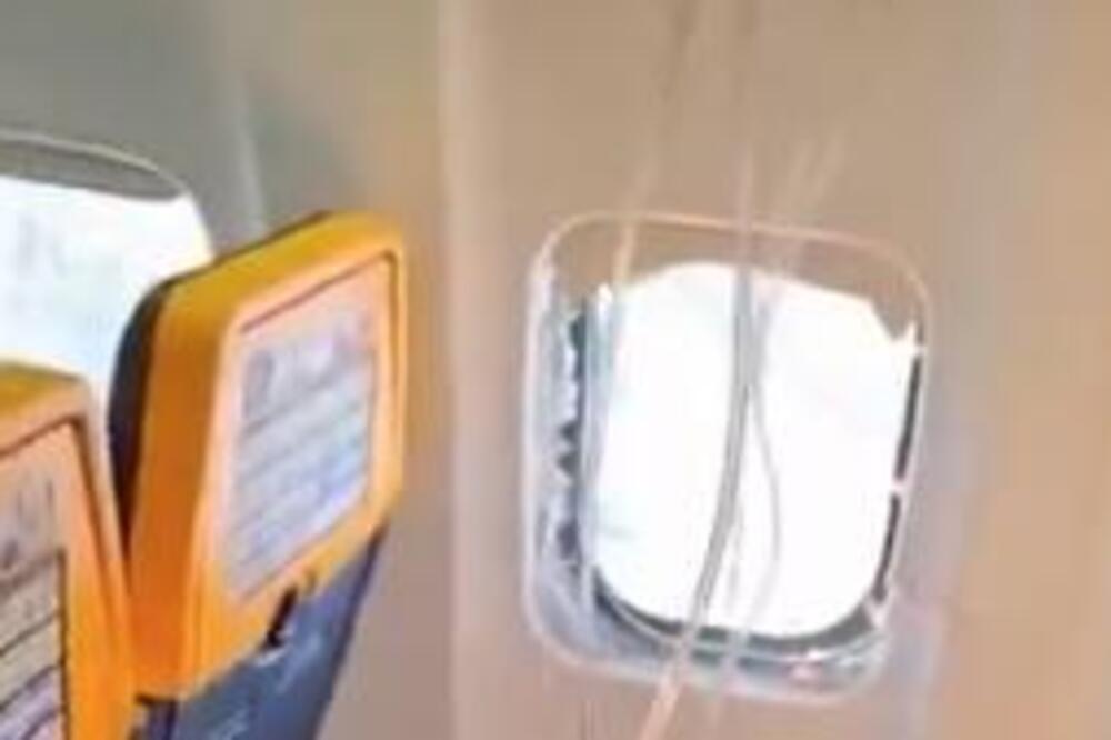 HITNO SE OGLASILI IZ RAJANERA POVODOM DRAME KOJU JE DOŽIVEO SRBIN U AVIONU: Otkrili šta se dogodilo sa PROZOROM!