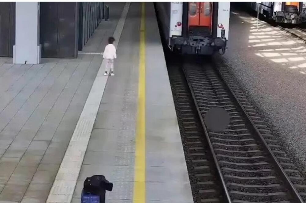 Devojčica trči za vozom i plače: Kamere snimile potresnu scenu, otkrivena istina lomi i najtvrđa srca (VIDEO)