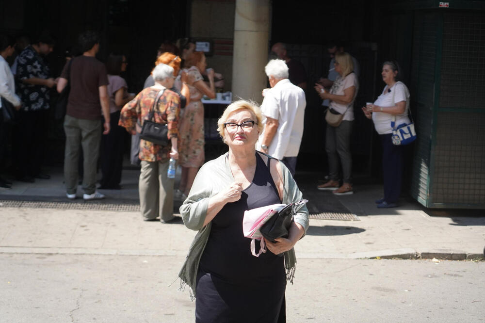 SRPKINJA RASPLAKALA NAROD ŽIVOTNOM PRIČOM: Doživela tešku sudbinu! "Ćerka ima cerebralnu paralizu, a unuk autizam"