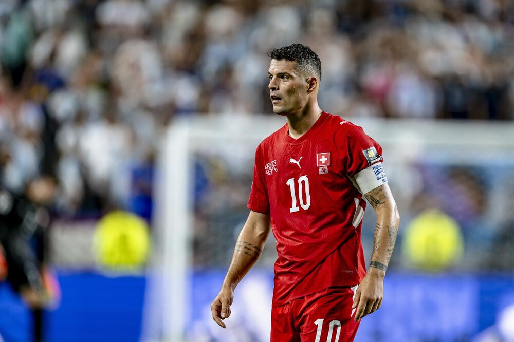 Licemer Džaka udario na sudije posle eliminacije od Argentine!