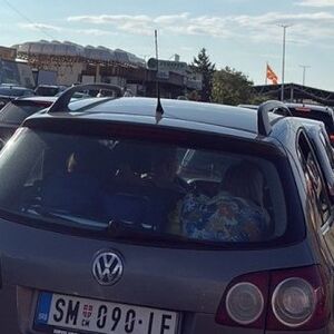Totalni kolaps na granicama! Hiljade turista zaglavljeno na Evzoniju i Gradini, ljudi izlaze iz automobila očajni!