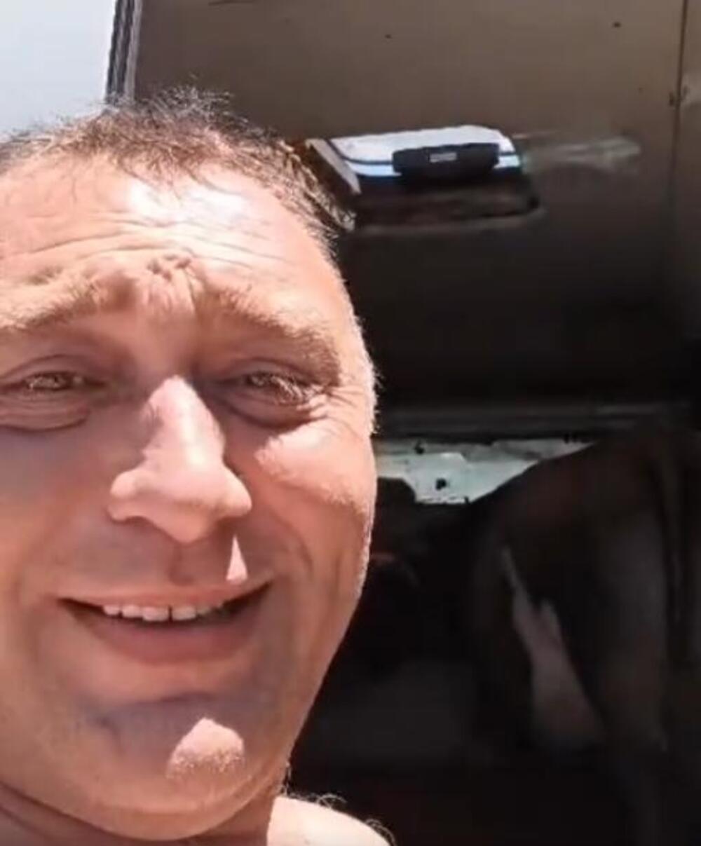 "NE ZNAM DA LI JE OVO DOBRO ILI NIJE..." Rasim stigao sa kravom na more, ljudi napravili haos u komentarima (VIDEO)