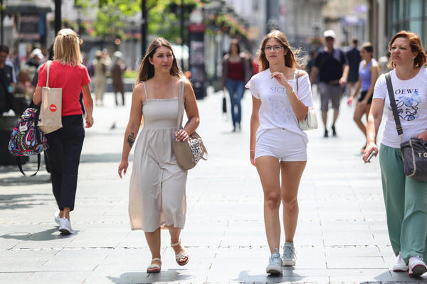Danas jako toplo i sunčano, temperatura 33 stepena: Samo jedan deo Srbije je na udaru kiše