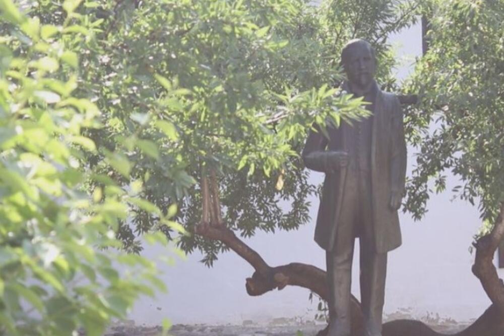 Ovaj grad u Srbiji krije neverovatnu tajnu: Smešten je na tromeđi, a proslavili su ga jedan kompozitor i hajduk
